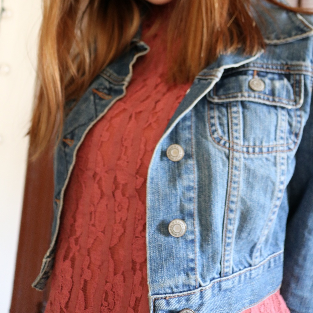 Old Navy denim cropped jean jacket